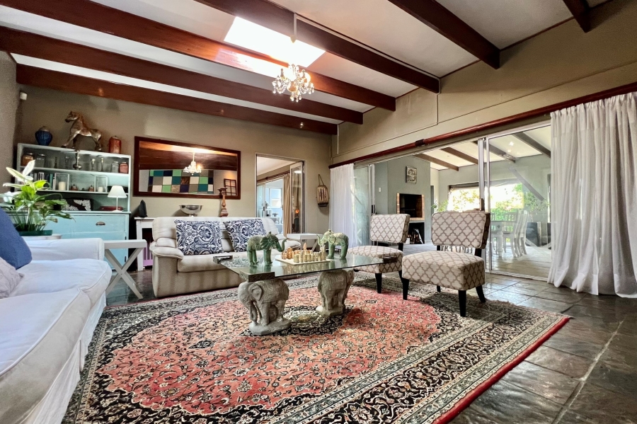 To Let 3 Bedroom Property for Rent in Van Riebeeckstrand Western Cape